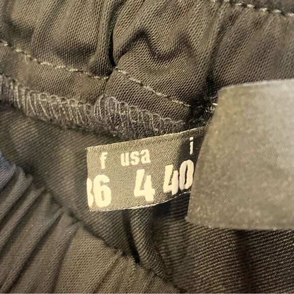 Love Moschino Black Pants Heart Logo Ankle Zippers Size 4 - Picture 9 of 14